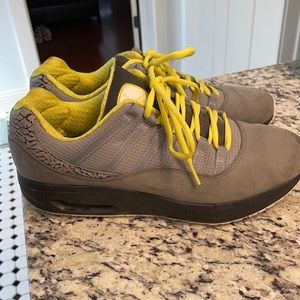 Jordan’s size 11. Little dirty